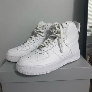COPY - Youth Nike Air Force high top!